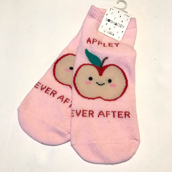 Forever 21 Socks Appley After Print Pink Ankle NWT - Picture 2 of 3